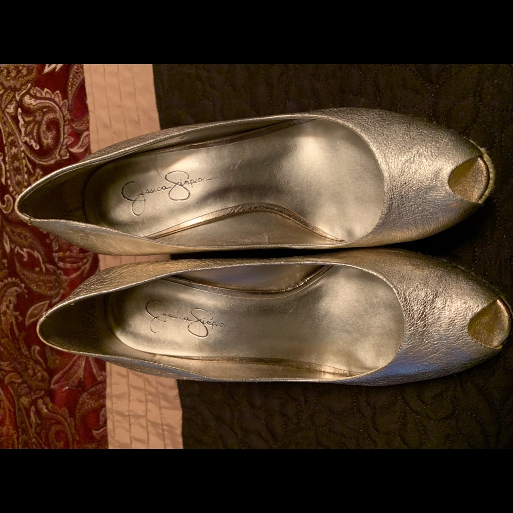 Jessica Simpson Gold Wedge Sandals size 10
